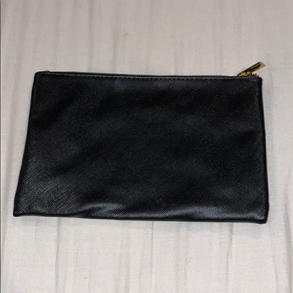 Black clutch   - Picture 2 of 3